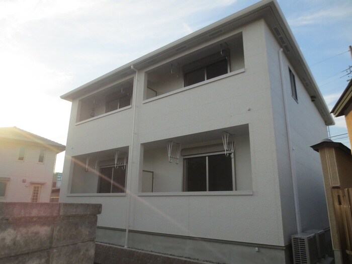 ヴェルジュⅤの物件外観写真