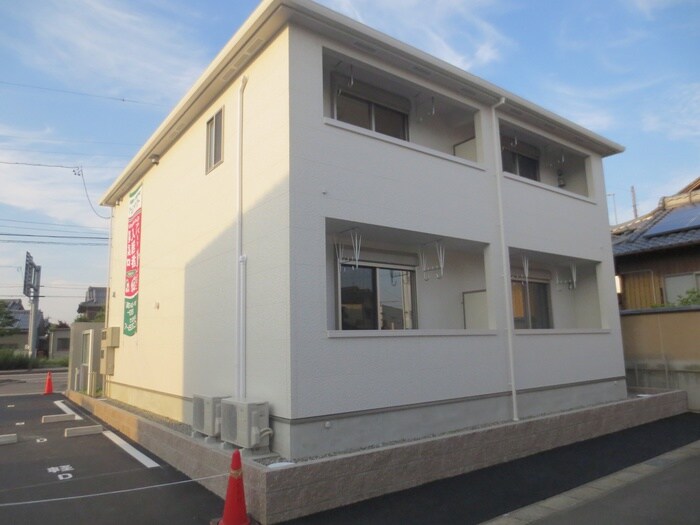 ヴェルジュⅤの物件外観写真