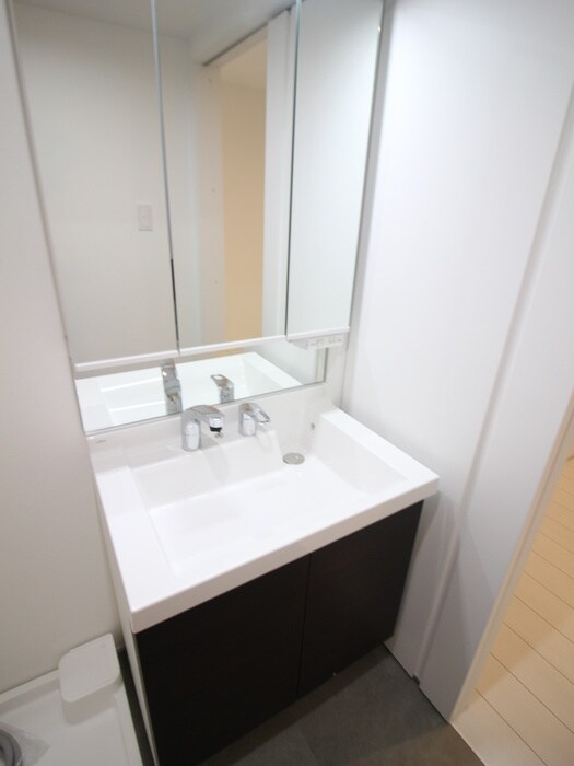 物件内観写真12　(洗面)