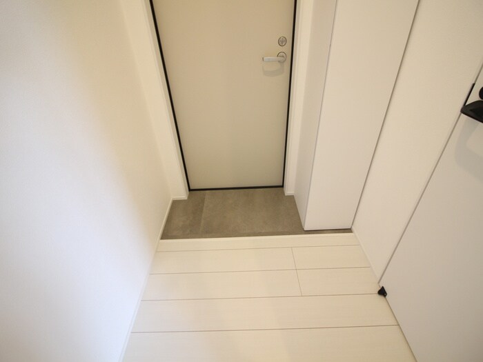 物件内観写真20　(玄関)