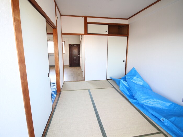 物件内観写真8　(居室)