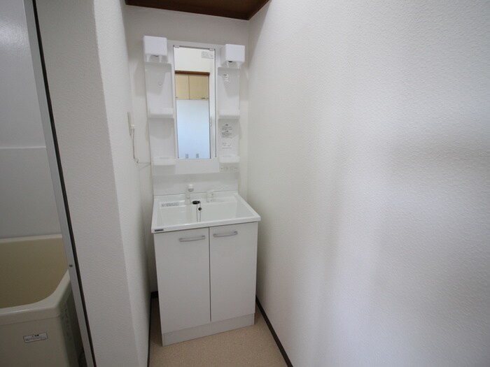 物件内観写真11　(洗面)