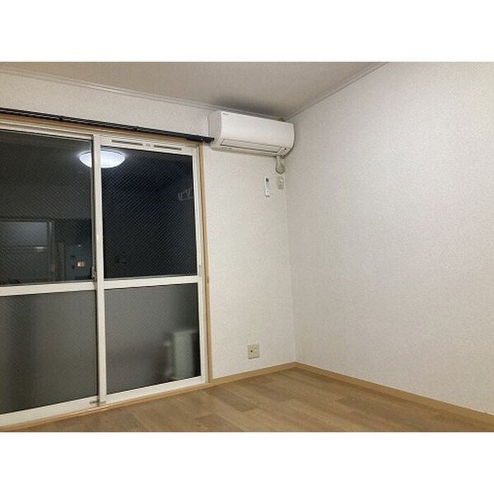 物件内観写真9　(内観写真)