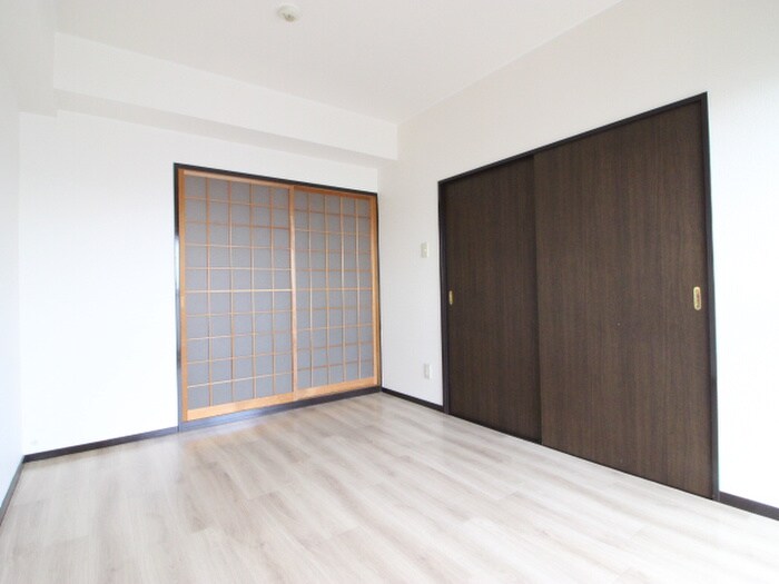 物件内観写真11　(居室)