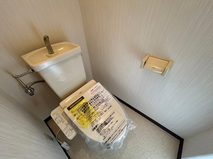 物件内観写真12　(トイレ)