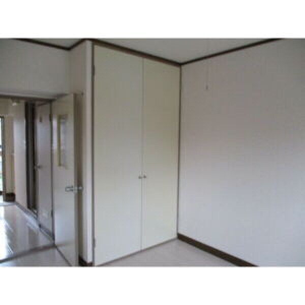 物件内観写真9　(収納)