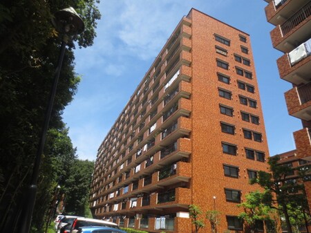ﾗｲｵﾝｽﾞﾏﾝｼｮﾝ八事ｶﾞ-ﾃﾞﾝ壱番館外観写真