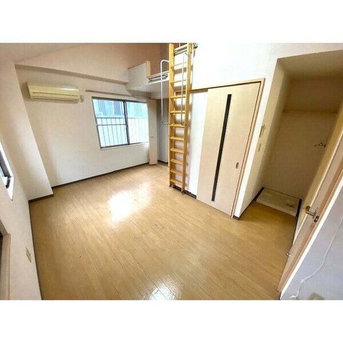 物件内観写真9　(居室)