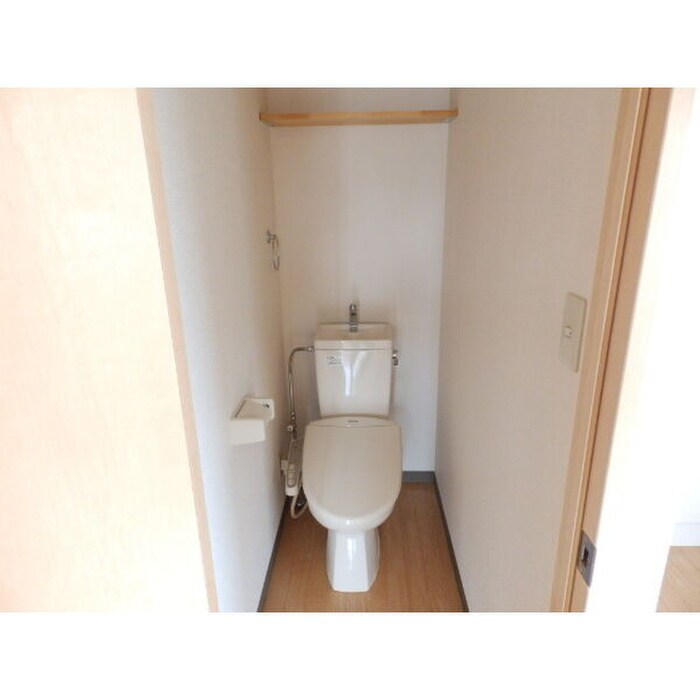 物件内観写真12　(トイレ)