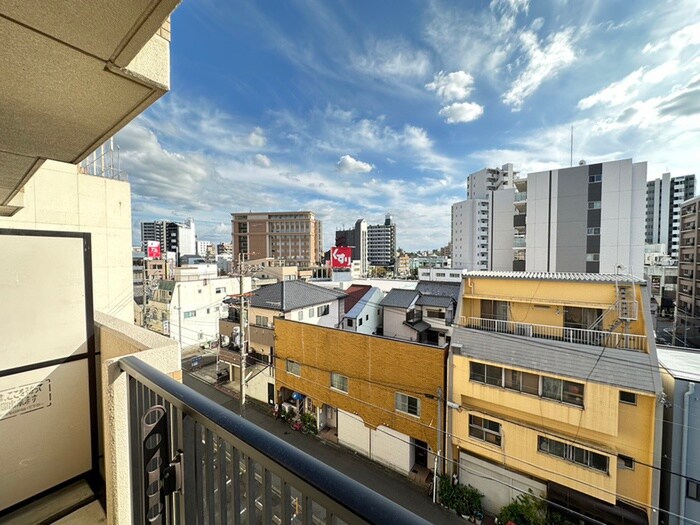 物件内観写真15　(室内からの展望)