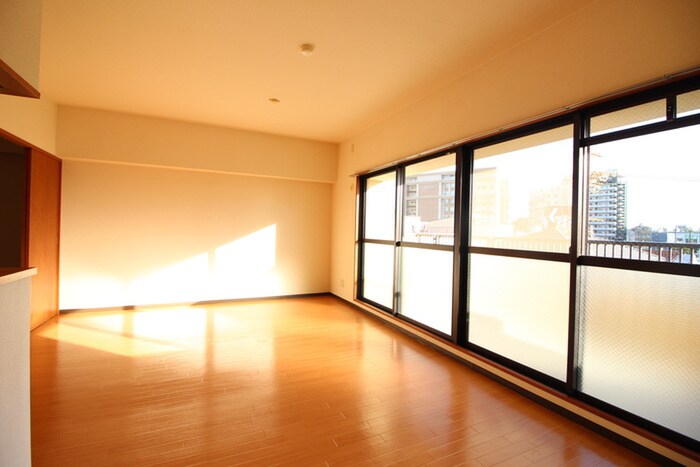 物件内観写真19　(居室)