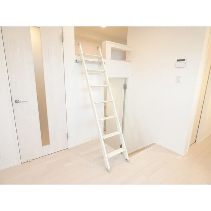 物件内観写真13　(居室)