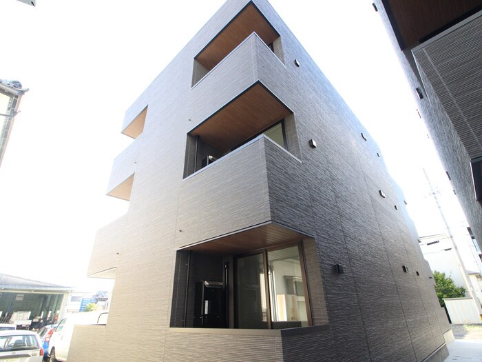 物件外観写真3　(外観写真)