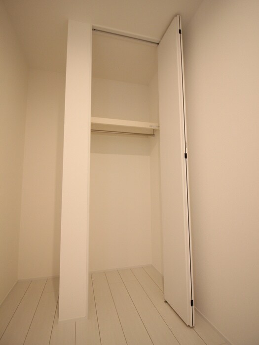 物件内観写真15　(収納)