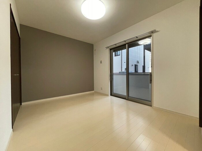 物件内観写真9　(居室)