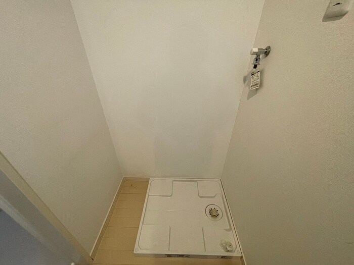 物件内観写真20　(洗濯機置場)