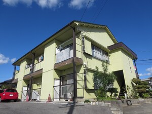 吉田ハイツ外観写真