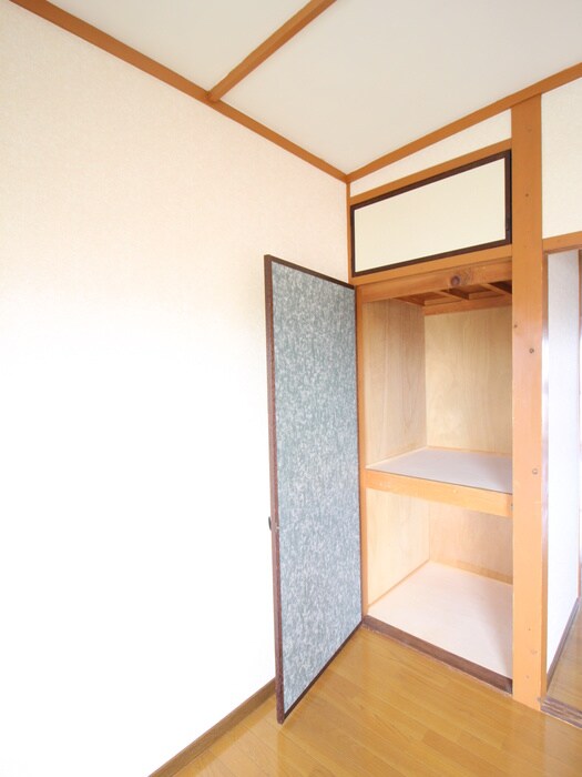 物件内観写真8　(収納)