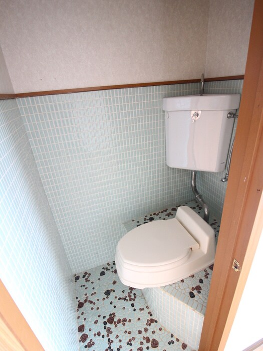 物件内観写真13　(トイレ)
