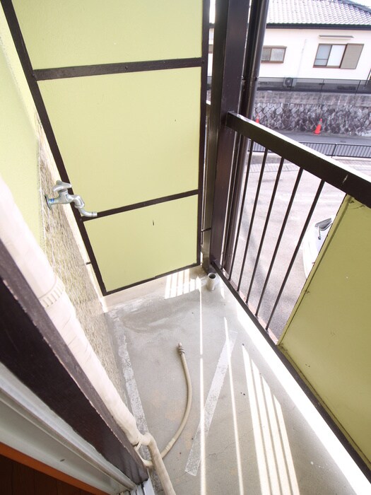 物件内観写真14　(洗濯機置場)