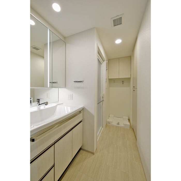 物件内観写真8　(洗面)