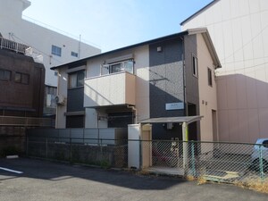 ラ・プペ外観写真