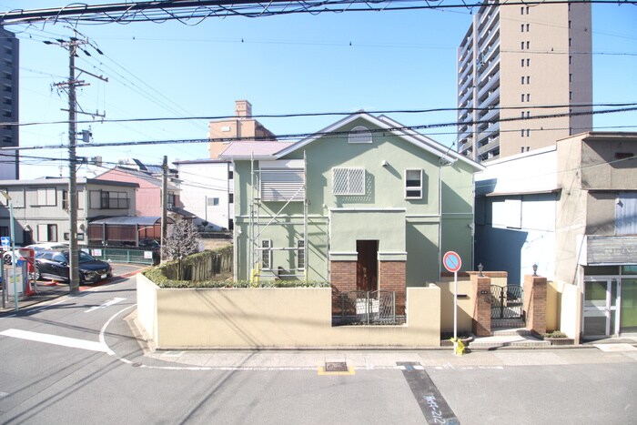 物件内観写真16　(室内からの展望)