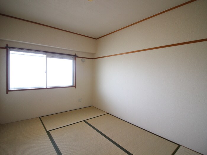 物件内観写真12　(居室)