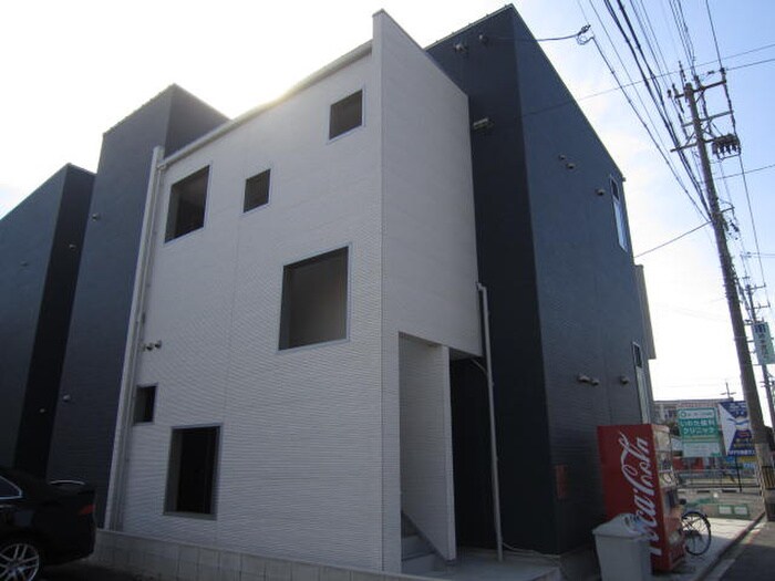 物件外観写真4　(外観写真)