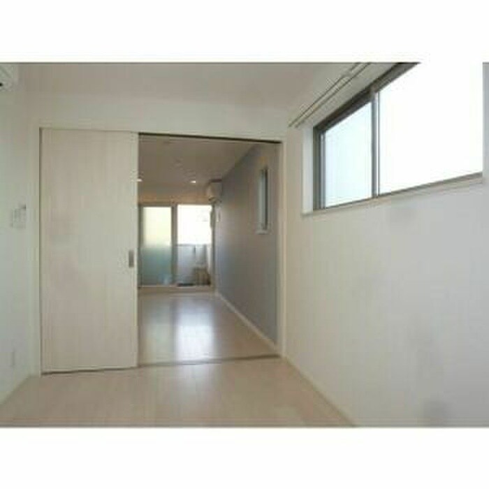 物件内観写真14　(居室)