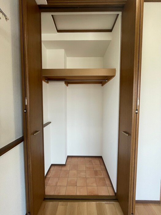 物件内観写真11　(収納)