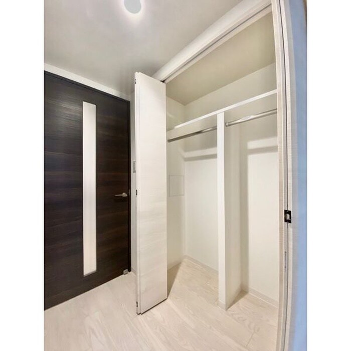 物件内観写真12　(収納)