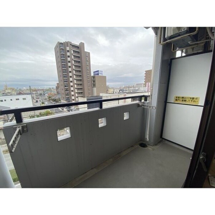 物件内観写真16　(ベランダ・バルコニー)