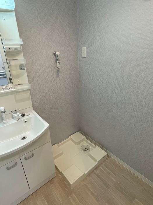 物件内観写真14　(洗濯機置場)