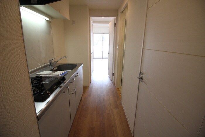 物件内観写真18　(廊下)