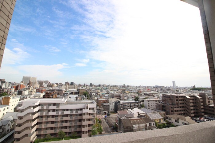 物件内観写真22　(室内からの展望)