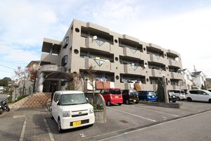 ﾘｳﾞﾗｽM外観写真