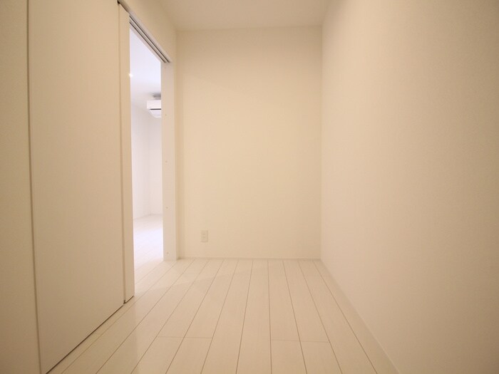 物件内観写真18　(居室)