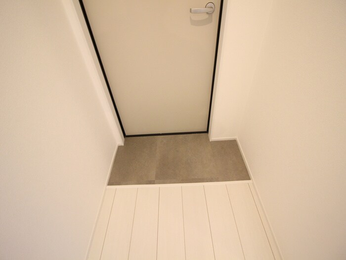 物件内観写真20　(玄関)