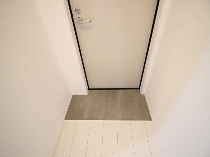 物件内観写真20　(玄関)