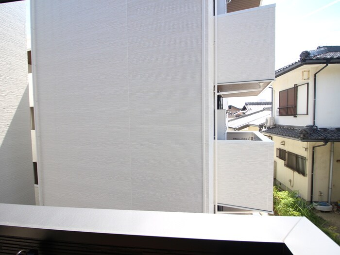 物件内観写真22　(室内からの展望)