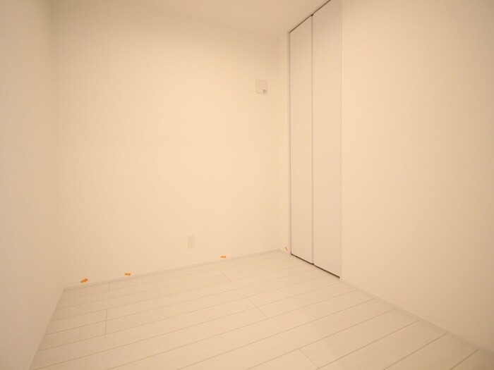 物件内観写真4　(居室)