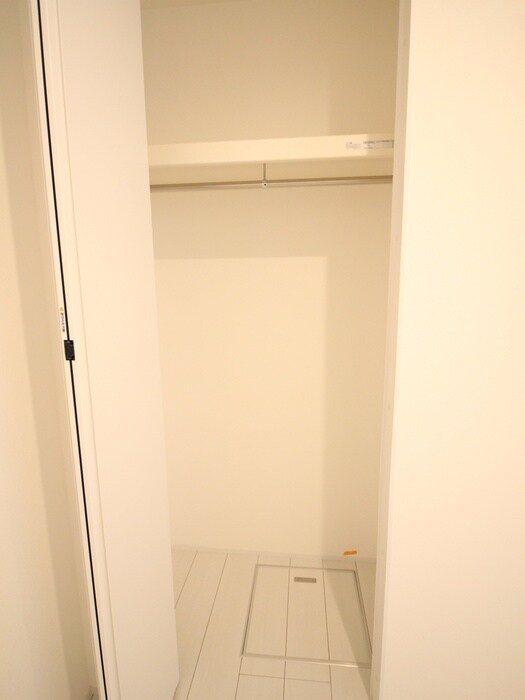 物件内観写真5　(収納)