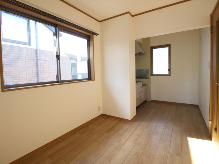 物件内観写真11　(居室)