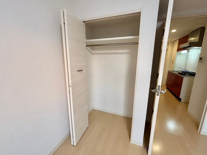 物件内観写真12　(収納)
