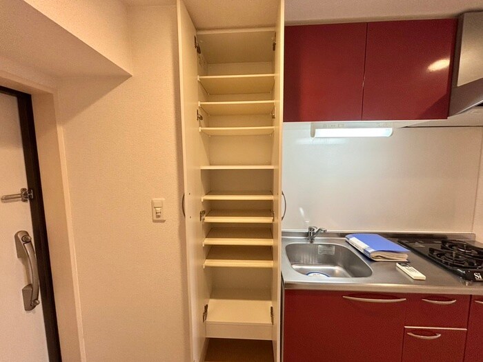 物件内観写真18　(靴箱)