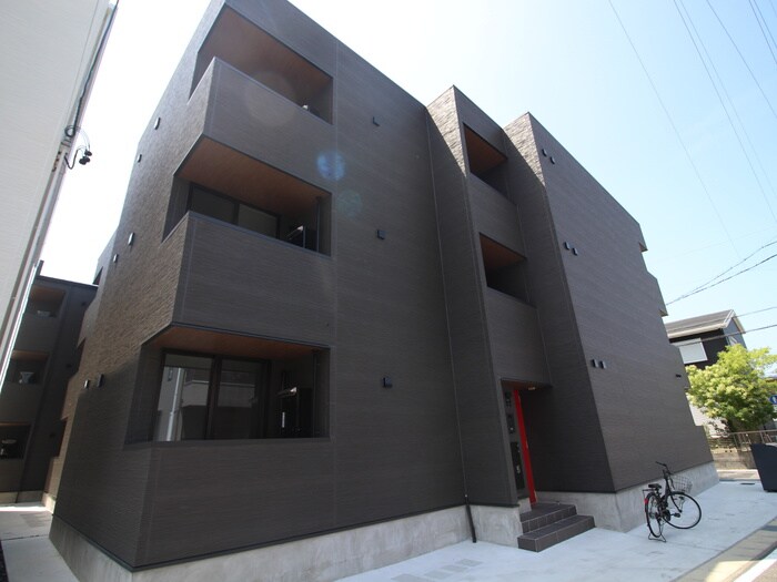 物件外観写真1　(外観写真)