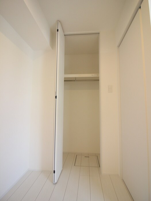 物件内観写真15　(収納)