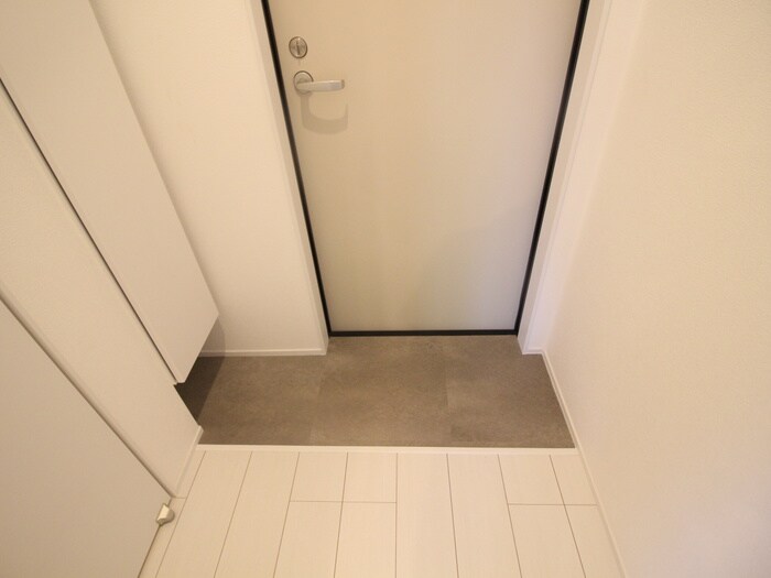 物件内観写真20　(玄関)