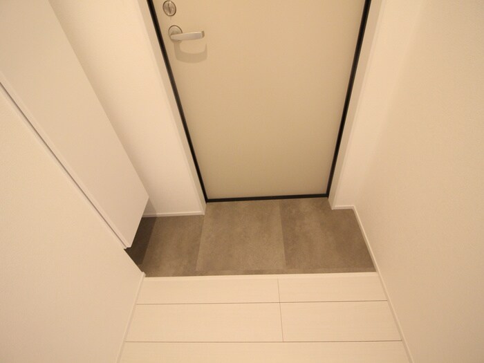 物件内観写真20　(玄関)